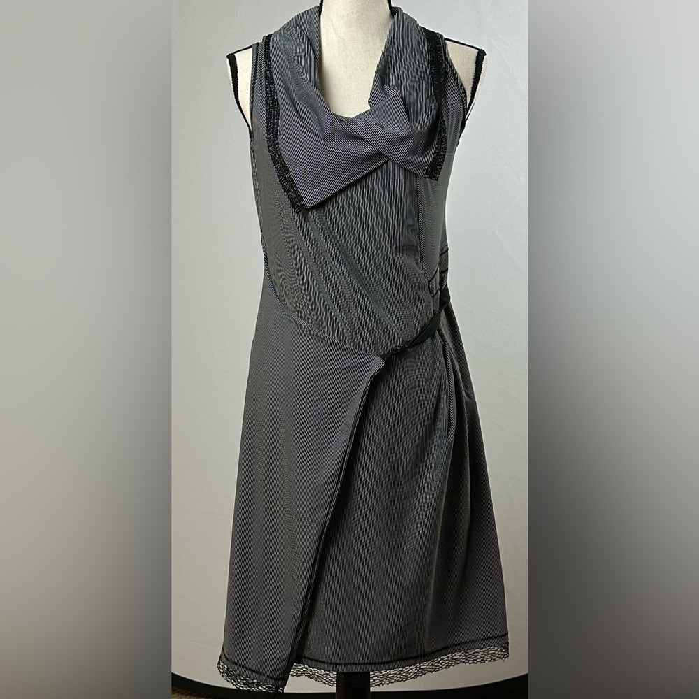 DECA Paris Vintage Y2k Asymmetric dress in black white stripes - size T2 (Medium